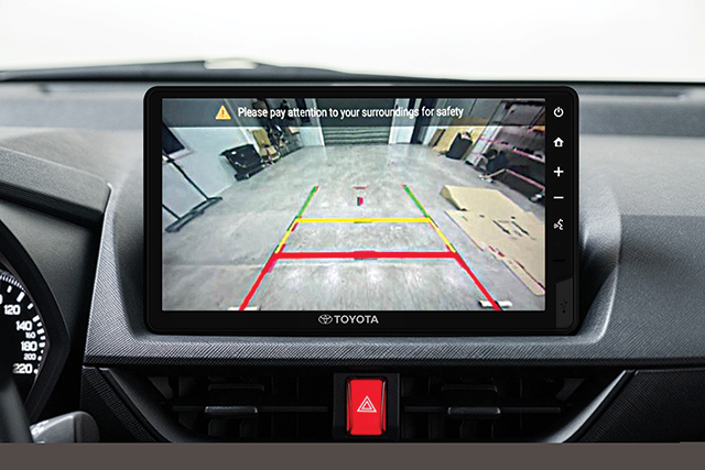 camera hỗ trợ đỗ xe avanza premio