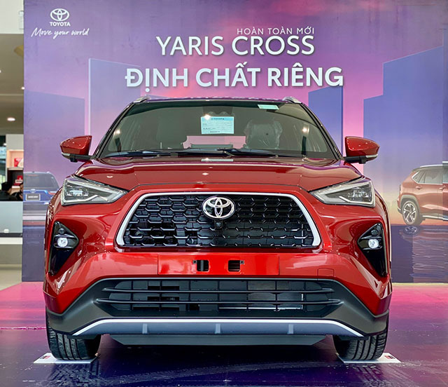 đầu xe yaris cross